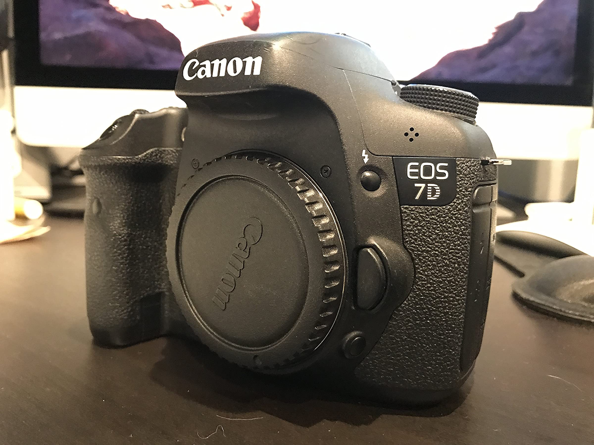 Drijvende kracht Voorkeur veel plezier Canon EOS 7D 18 MP CMOS Digital SLR Camera Body Only (discontinued by  manufacturer)